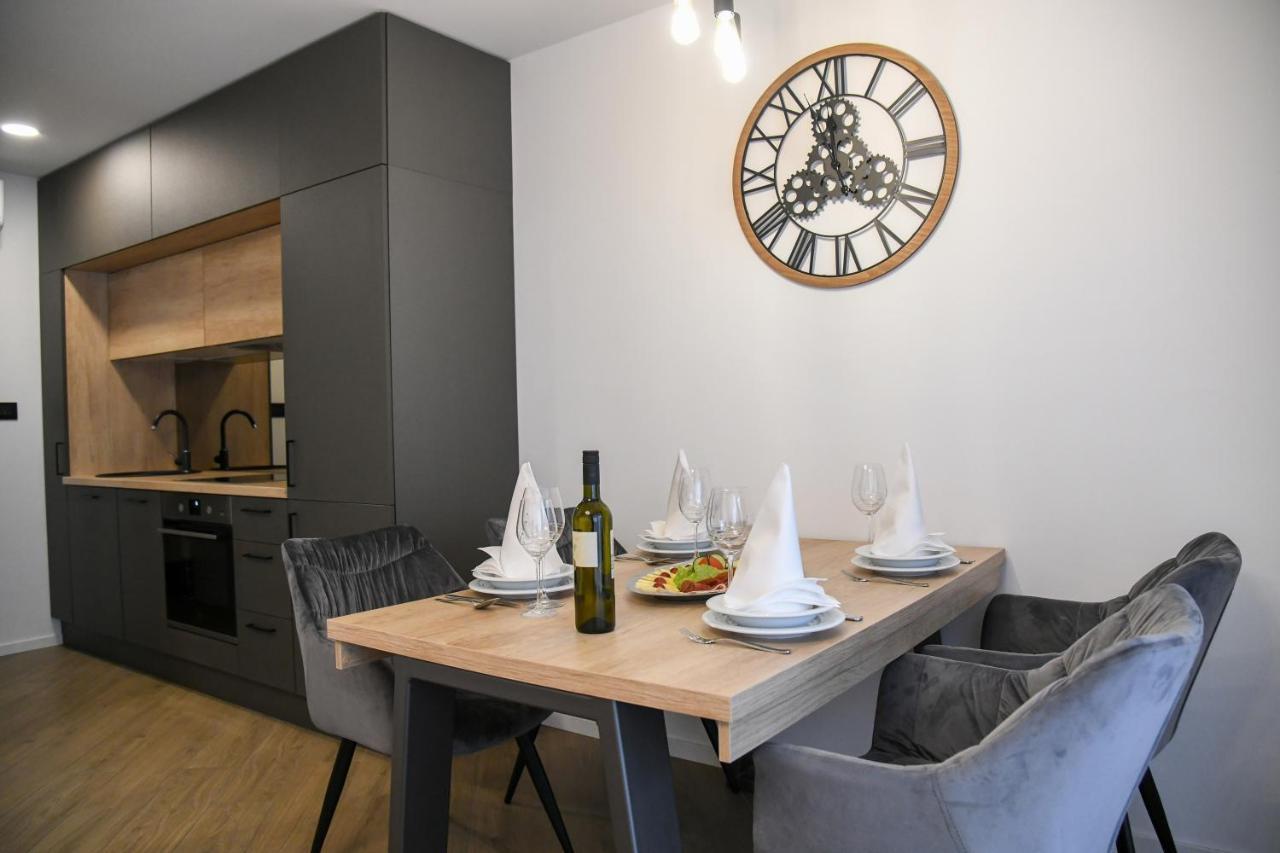 Luxury Apartment Knezovic Sinj Exterior photo